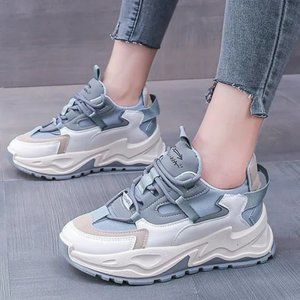 New Women's low-top lace-up running shoes sneakers Size 8